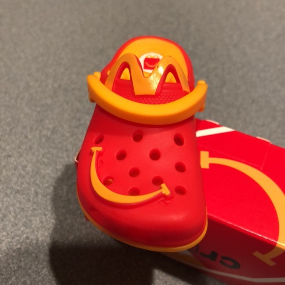 Happy Meal Box Crocs Toy - Picture 2 of 7